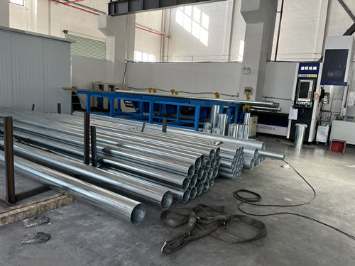 全自動激光切管開孔生產線